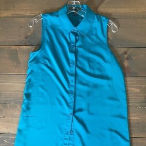 Forever 21 sleeveless blouse